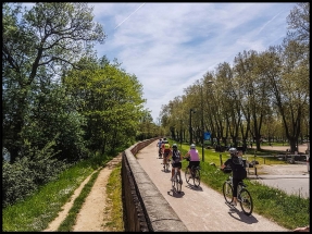 Berges de la Garonne entre Toulouse et Aéroscopia Berge de la garonne
